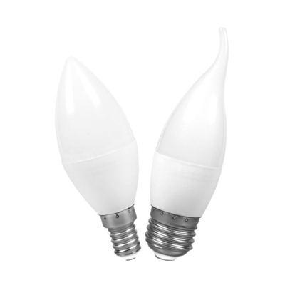 屋内のための6500K E27 E14 3W 5W 7W LEDの蝋燭の電球の光